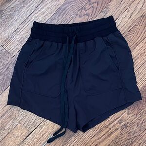 EVEREVE Women’s Black Drawstring Athletic Shorts